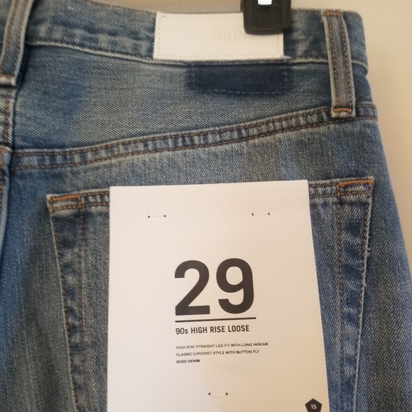 Re/done 90S HIGH RISE LOOSE, BLUE HAZE  Size 29 dark and light color - Picture 6 of 15